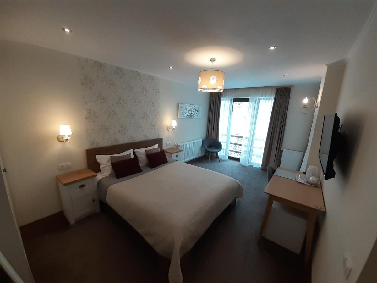 Lanobila Hotel Синая Екстериор снимка