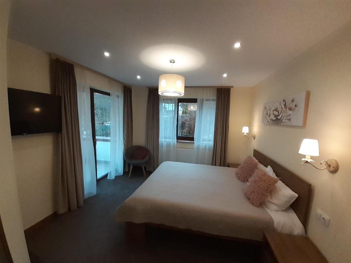 Lanobila Hotel Синая Екстериор снимка